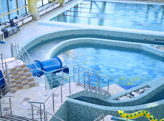 Польза плавания в бассейне
