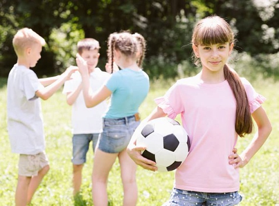 Планируем летний спортивный отдых ребенка 2024